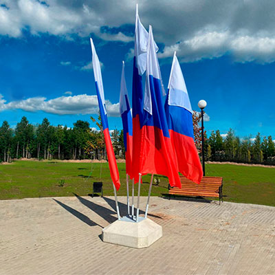 Металлоконструкции с флаговыми полотнищами
